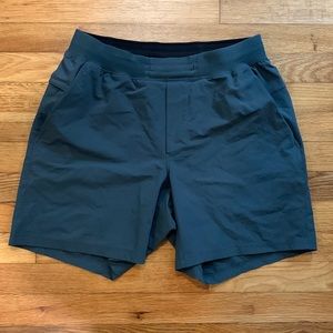 Men’s Lululemon shorts